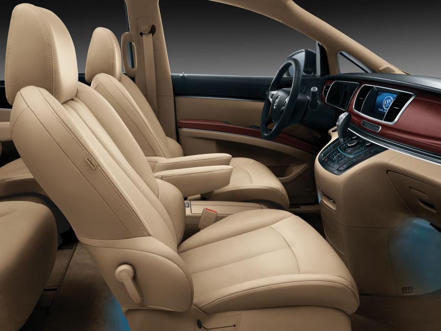  Buick GL8 2014 года  (фото 7 из 17)